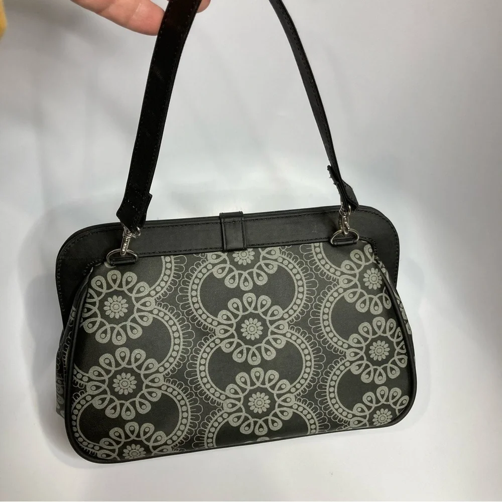 Petunia Pickle Bottom Evening‎ In Innsbruck in gray small/medium diaper bag